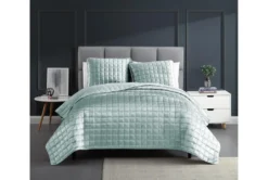 Eastern King Quilt-3 Piece Set Velvet Squares Seafoam