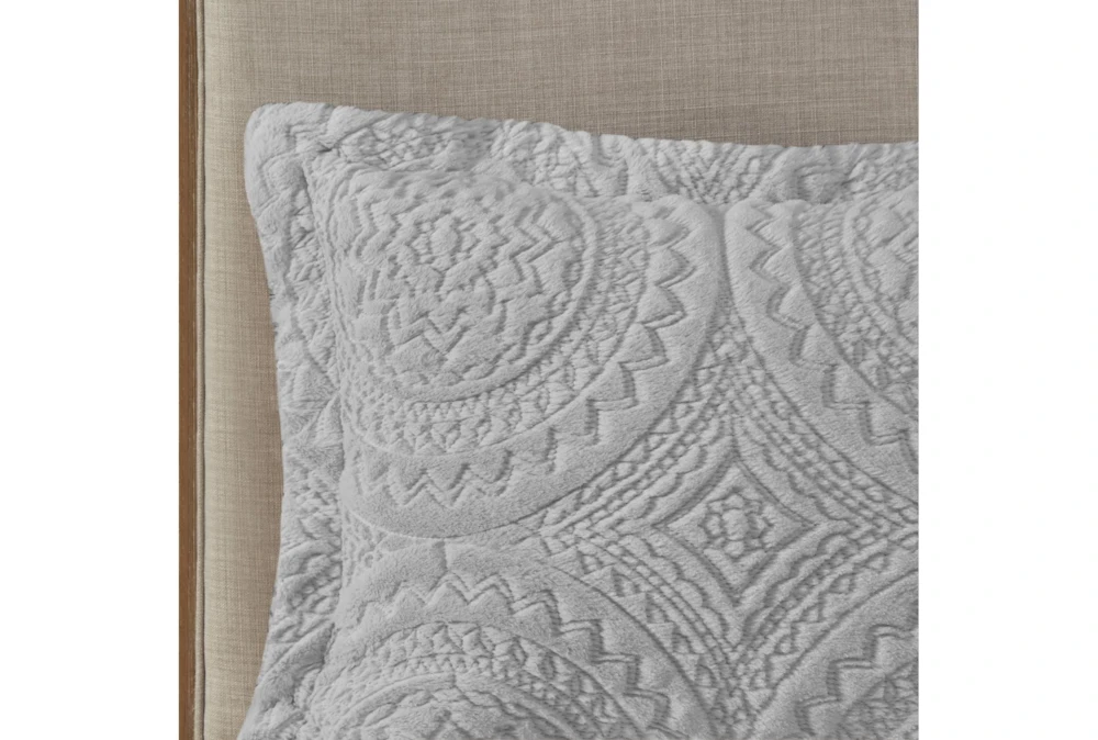 Full/Queen Comforter-3 Piece Set Plush Medallion Grey 4 Full/Queen Comforter-3 Piece Set Plush Medallion Grey - Image 2