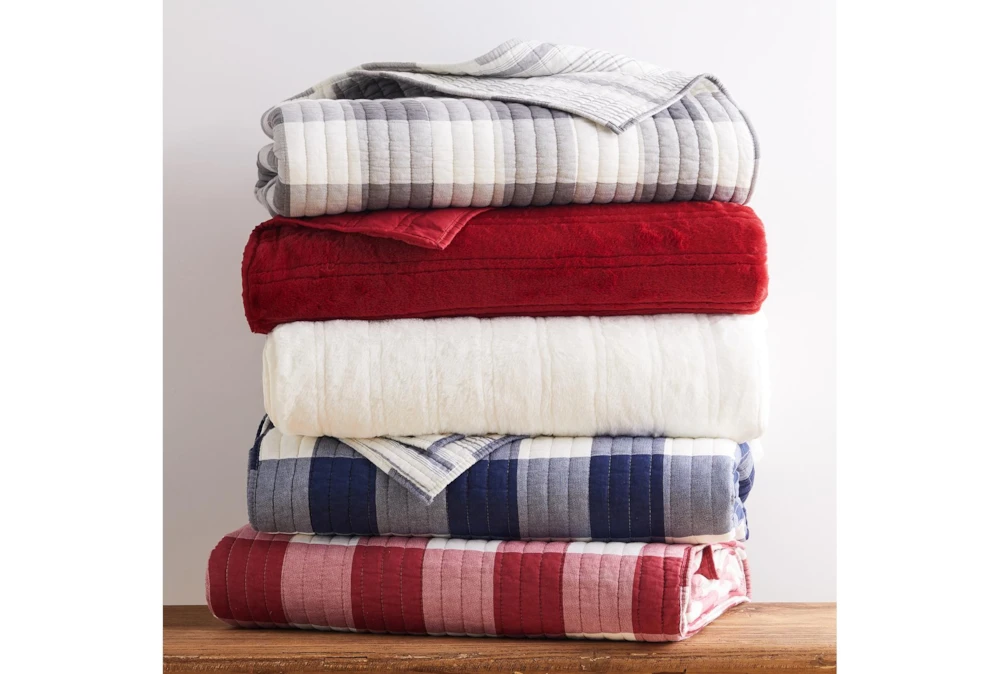 Eastern King Quilt-Red Faux Fur 4 Eastern King Quilt-Red Faux Fur - Image 2