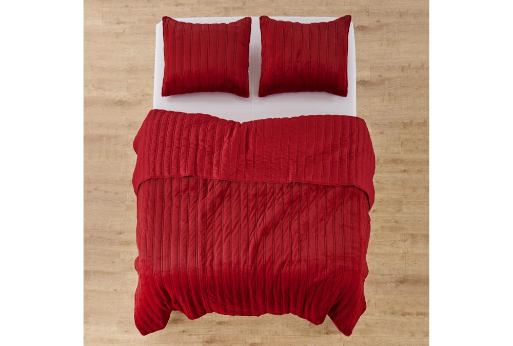 Eastern King Quilt-Red Faux Fur 5 Eastern King Quilt-Red Faux Fur - Image 3